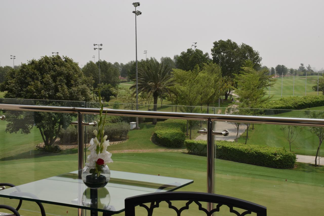 Отель Defence Raya Golf & Country Club Лахор Экстерьер фото